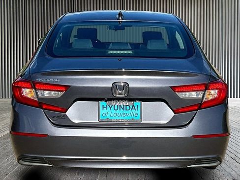 Used 2018 Honda Accord LX image 5