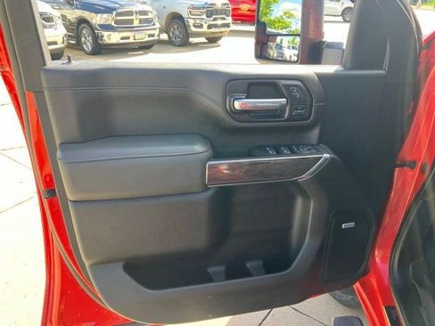 Used 2022 Chevrolet Silverado 2500 LTZ w/ LTZ Convenience Package AWD/4WD image 12
