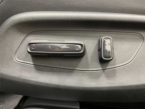 New 2026 Honda HR-V EX-L image 14