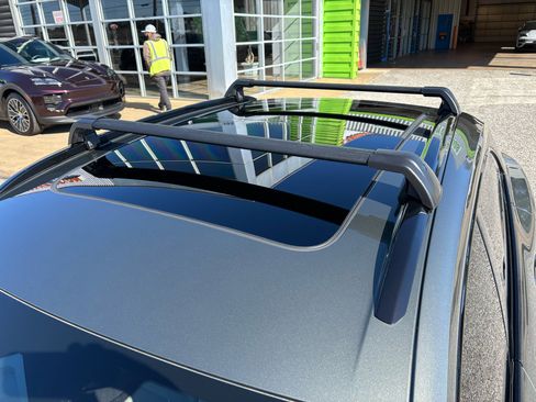 Used 2024 Porsche Macan 4 Electric image 36