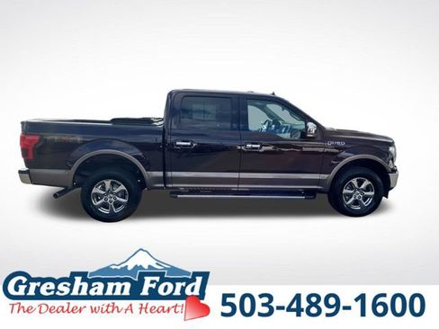 Used 2018 Ford F150 Lariat w/ Equipment Group 502A Luxury AWD/4WD image 12