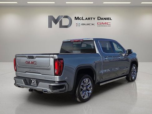 Used 2024 GMC Sierra 1500 Denali w/ Denali Reserve Package image 5