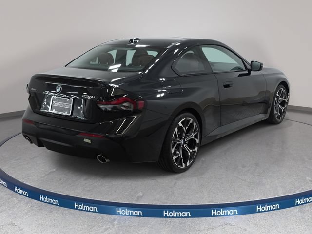 Certified 2026 BMW 230i xDrive Coupe w/ Premium Package AWD/4WD image 5