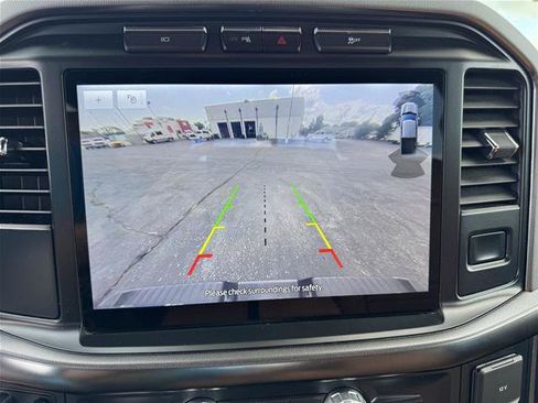 Certified 2023 Ford F150 Platinum AWD/4WD image 27