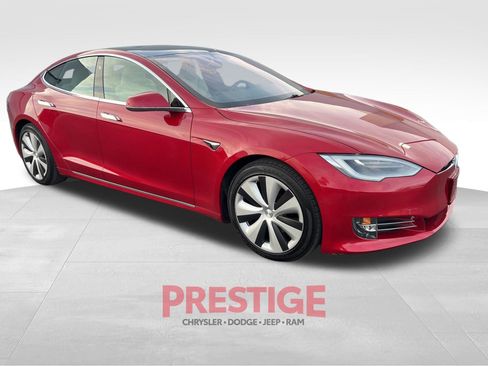 Used 2020 Tesla Model S Long Range image 5