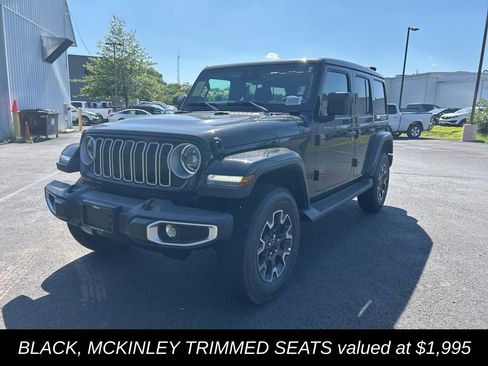 New 2025 Jeep Wrangler Sahara image 7