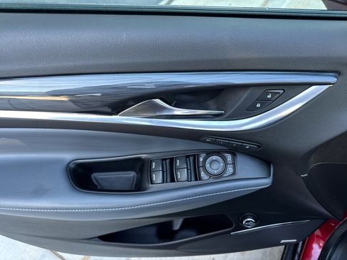 Used 2024 Buick Enclave Premium image 18