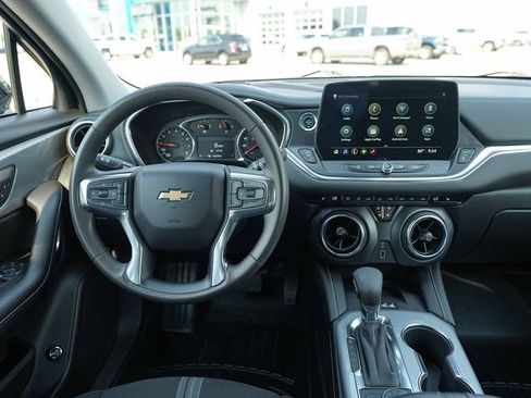 Used 2024 Chevrolet Blazer LT w/ Convenience Package AWD/4WD image 29