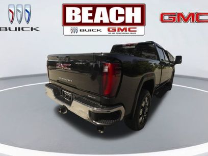 Used 2025 GMC Sierra 2500 SLT w/ SLT Premium Package