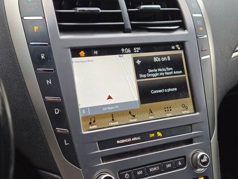 Used 2019 Lincoln MKZ Reserve w/ Reserve Plus Package image 10