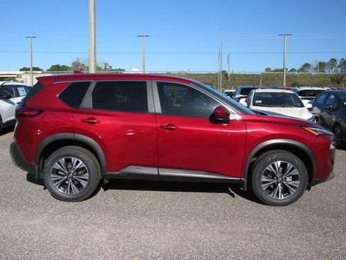Certified 2023 Nissan Rogue SV image 2