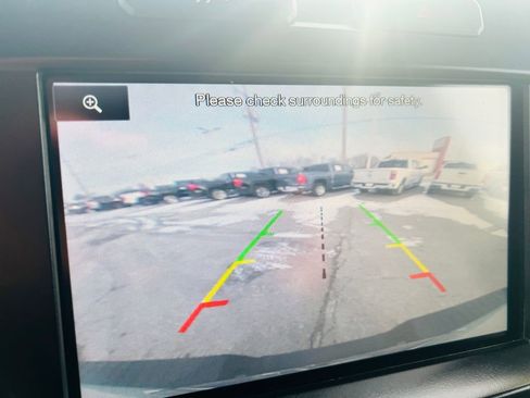 Used 2015 Ford F150 XLT w/ Equipment Group 302A Luxury image 30