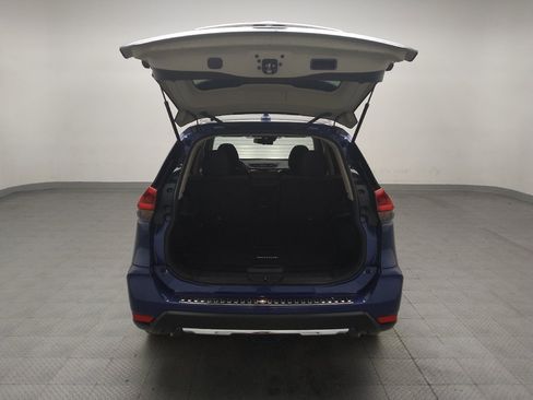 Used 2020 Nissan Rogue S FWD image 29