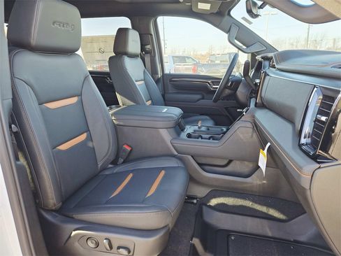New 2026 GMC Sierra 2500 AT4 w/ AT4 Premium Plus Package image 15