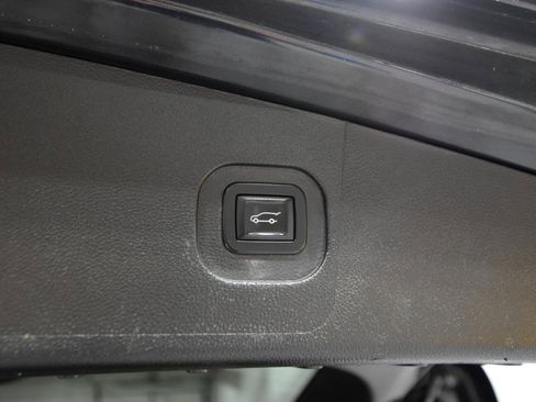 Used 2015 GMC Terrain SLT w/ Chrome Edition image 37