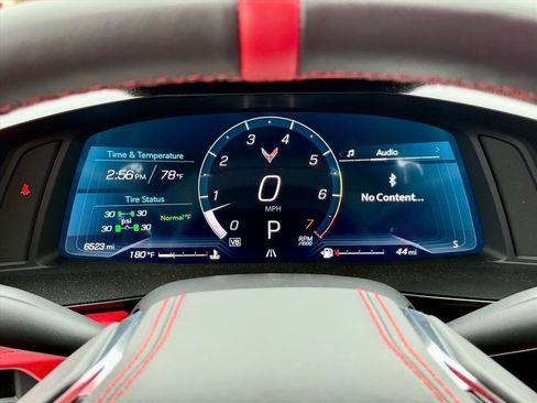 Certified 2024 Chevrolet Corvette Stingray Premium Cpe w/ 3LT RWD image 31