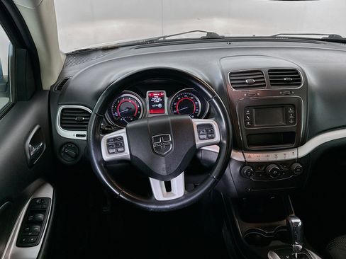 Used 2018 Dodge Journey SE w/ Popular Equipment Group FWD image 16