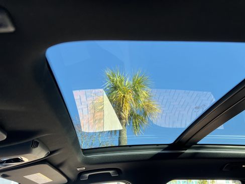 Certified 2023 BMW X1 xDrive28i w/ Convenience Package image 28