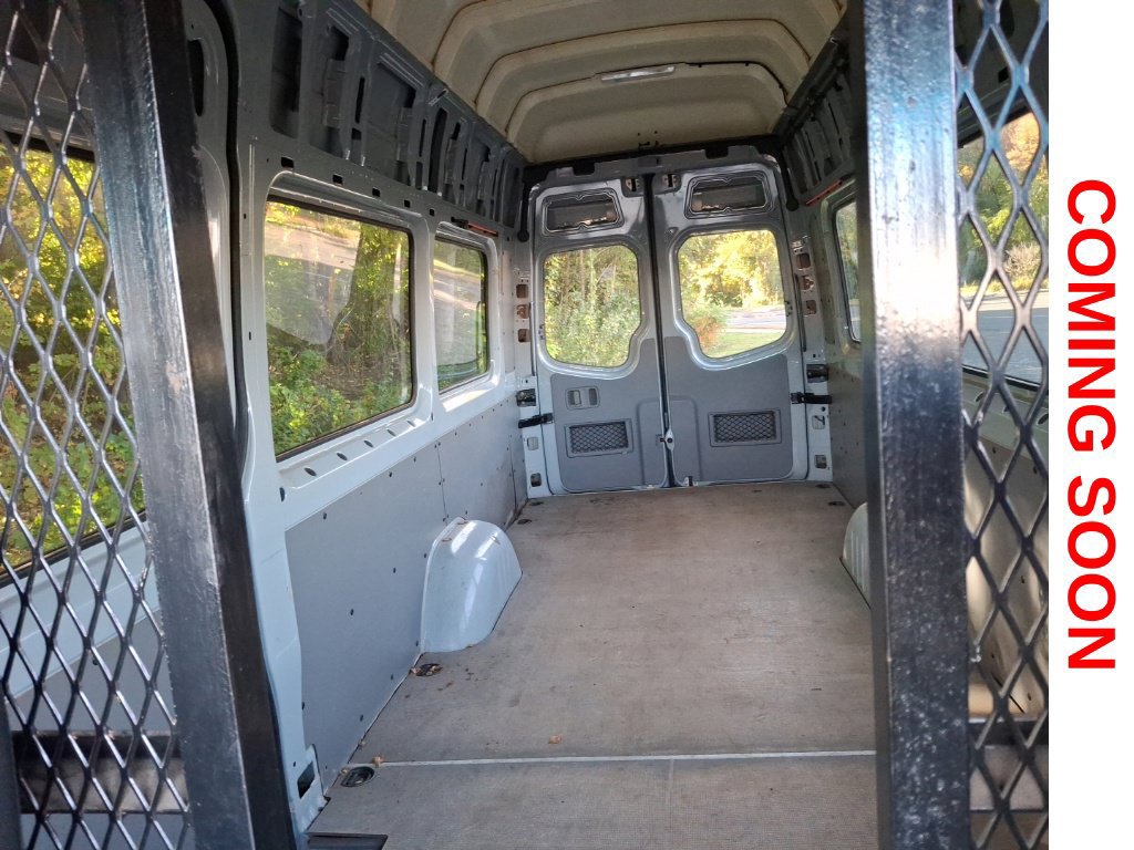 Used 2015 Freightliner Sprinter 2500 RWD image 12