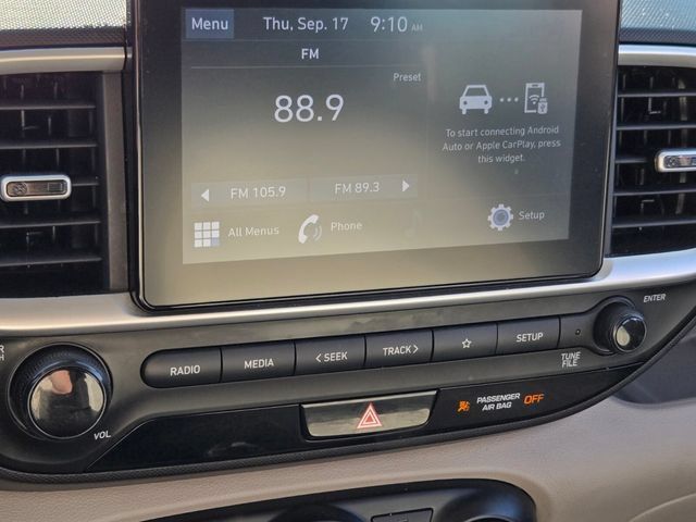 Used 2022 Hyundai Venue SEL FWD image 27