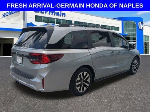 New 2026 Honda Odyssey EX-L image 3