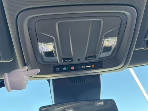 Used 2024 GMC Sierra 2500 Pro w/ Convenience Package image 45