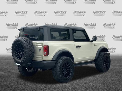 Used 2025 Ford Bronco 2-Door image 3