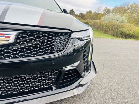 Used 2022 Cadillac CT4 V Blackwing w/ Carbon Fiber 1 Package image 11