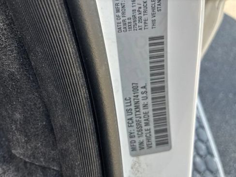 Used 2021 RAM 1500 Laramie AWD/4WD image 23