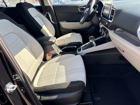 New 2026 Hyundai Venue SEL FWD image 14