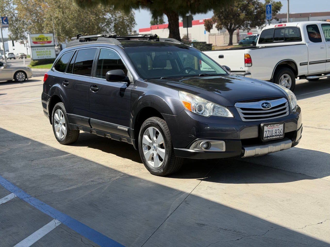Used 2012 Subaru Outback 2.5i Limited AWD/4WD image 5