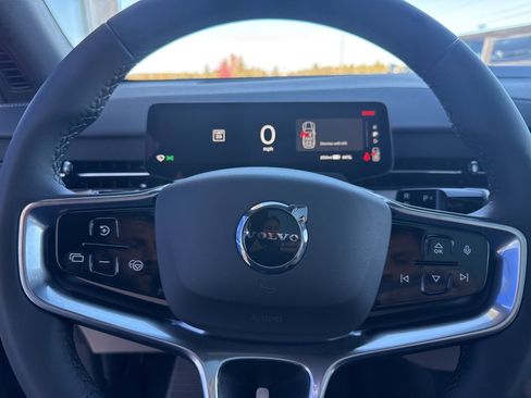 New 2025 Volvo EX90 Ultra image 27