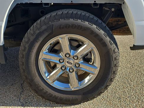 Used 2024 Ford F150 XLT w/ Mobile Office Package image 31