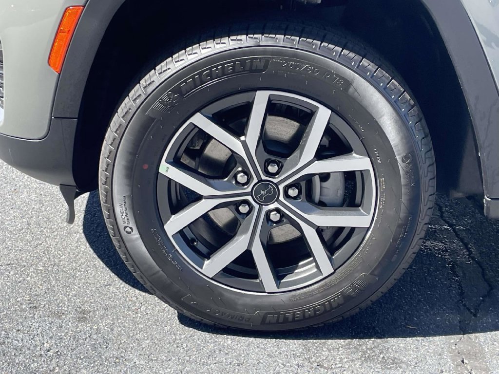 New 2027 Jeep Grand Cherokee 4WD image 11