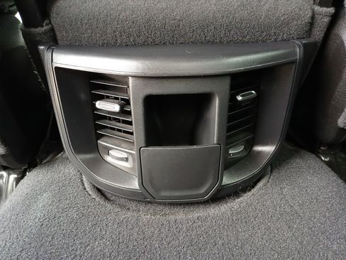 Used 2024 RAM 3500 Big Horn image 22