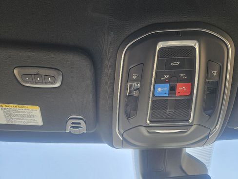 New 2026 Jeep Grand Wagoneer Limited AWD/4WD image 24
