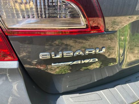 Used 2019 Subaru Outback 2.5i Limited w/ Popular Package #2 AWD/4WD image 19