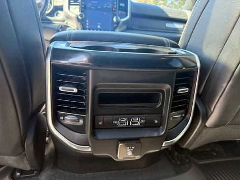 Used 2022 RAM 1500 Laramie AWD/4WD image 27
