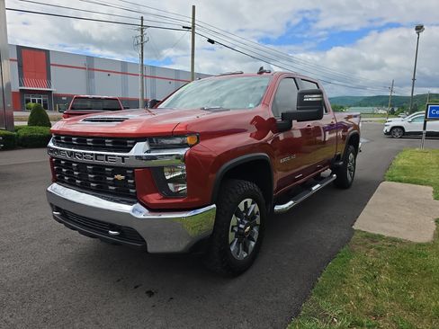 Used 2022 Chevrolet Silverado 2500 LT AWD/4WD image 7
