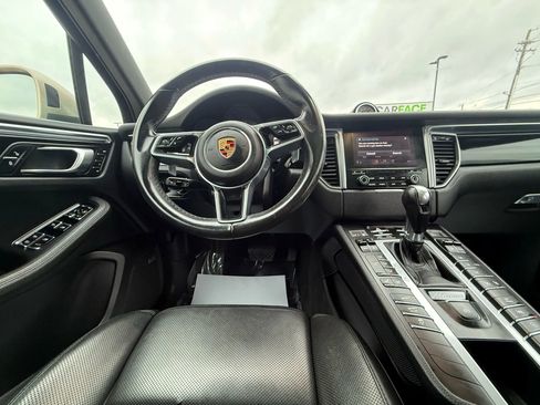 Used 2018 Porsche Macan S AWD/4WD image 31