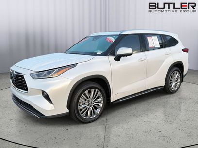 Certified 2024 Toyota Highlander Platinum