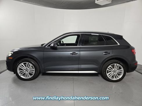 Used 2019 Audi Q5 2.0T Premium Plus w/ Premium Plus Package AWD/4WD image 3