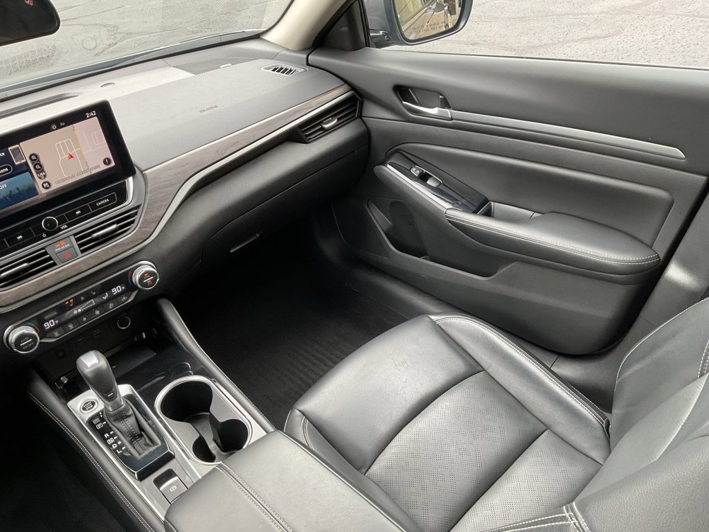 Used 2024 Nissan Altima 2.5 SL AWD/4WD image 18