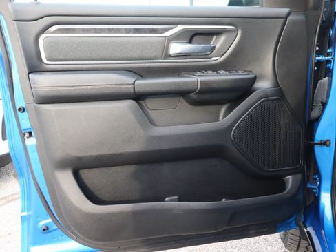 Used 2022 RAM 1500 Big Horn AWD/4WD image 16