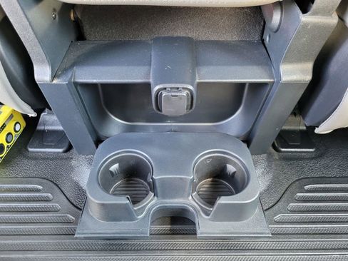 Used 2022 Ford F550 XL image 15