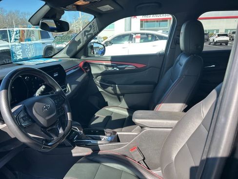 Used 2024 Chevrolet TrailBlazer RS image 2