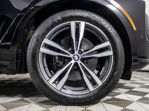 Used 2025 BMW X7 xDrive40i w/ M Sport Package image 47