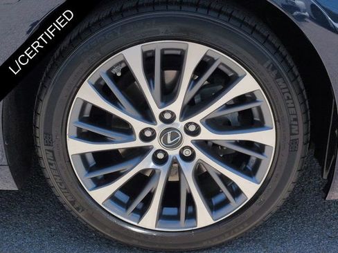 Certified 2021 Lexus ES 250 w/ Premium Package AWD/4WD image 12