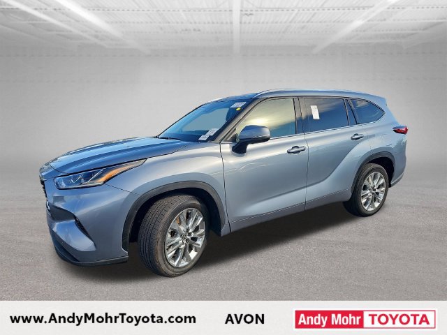 Used 2023 Toyota Highlander Limited FWD image 4