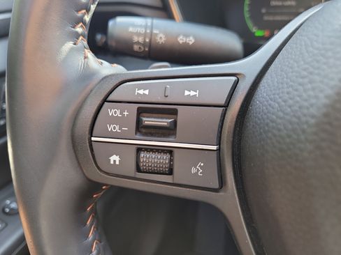 Used 2025 Honda CR-V Sport-L image 31